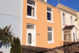 Burry Port Cabin | Driftwood Cottage, Burry Port