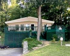 Monticello Cabin | Eagle Nest Cottage on C&C beach canal Lake Freeman