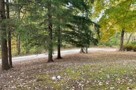 Sharpsburg Cabin | Burr Oak Paradise