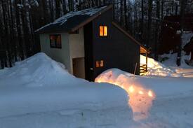 Niseko Cabin | Crofton House - Cosy ski cabin near Niseko Hirafu