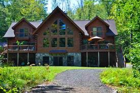 Smallwood House | Lakefront log home w/dock on Swinging Bridge Lake