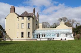 Duleek Villa | Mount Hanover House