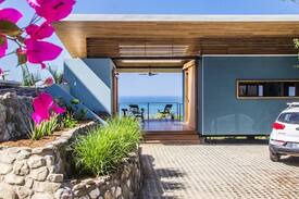 Carmen House | Casa Koru