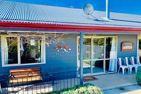 Wanaka House | The Garage Accommodation, Hawea