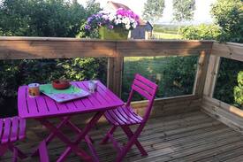Placy-Montaigu Bed & Breakfast | Chambre sur pilotis