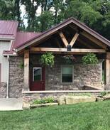Dundee House | Old Alpine Valley Inn w/Queen Bed in Amish Country