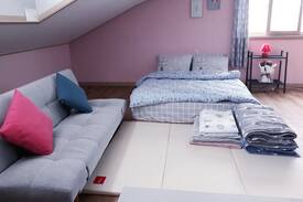 Jinhae-daero House | 진해채니하우스( Chaeni house in Jinhae )