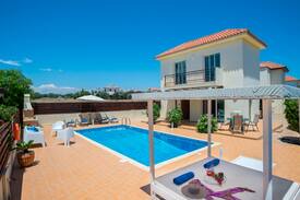 Ayia Thekla Villa | 2 Bedroom Villa in Ayia Thekla