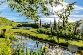 Sark Bed & Breakfast | Le Grand Dixcart B&B, beautiful old farmhouse