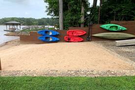 Belmont House | Camm’s Lakeside Retreat (close to Charlotte)