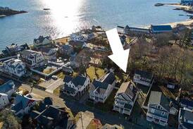 Madison Center Cabin | Charming Madison, CT Carriage House ocean rental
