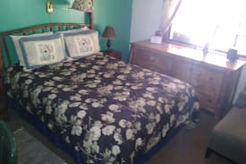 Dunlap Other | Cyndi's Snowline Lodge Rm3