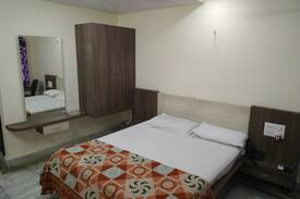 Vijayawada Hotel | Gangotri Residency 3 Bed AC Room, Vijayawada.