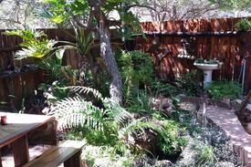 Marloth Park Cabin | De Gastehuysje