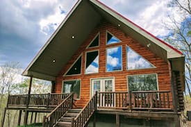 Adams Cabin | Sacred Winds - Yatesville Lake Luxury Cabin Rental