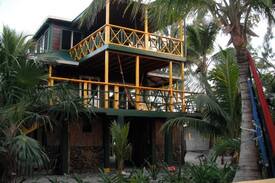 Cayos Cochinos House | Cayos Cochinos Honduras Island Home