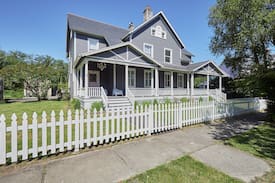 Hammond Apartment | Historic Fort Steven’s Officers Quarters