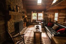 Helmsburg Cabin | Covered Bridge Log Cabin