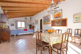 Santanyi House | 2 bedroom villa sleeps 4 in santanyí