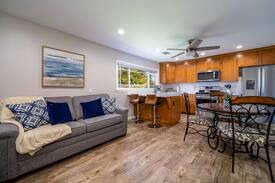 Visalia House | Ranch House Getaway near Sequoia National Park!