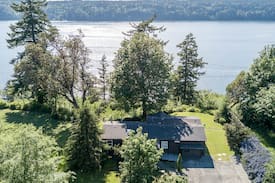 Vashon Island House | Vashon Westside Inspiring Sunset Views