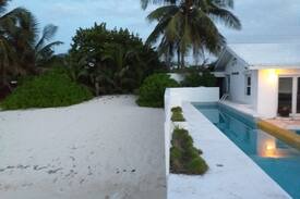 Nassau House | The Beach House Hostel