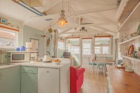 Whitstable Villa | Cockle Cottage by Whitstable Seaside