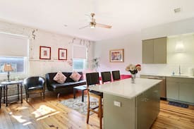 Historic District - North Apartment | New Broughton St. Condo Downtown -2