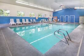 Adelma Beach Resort | *Worldmark Discovery Bay- 2 bedroom sleeps 8