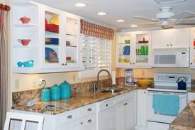 Punta Gorda House | The Pineapple Cottage Historic Downtown PuntaGorda
