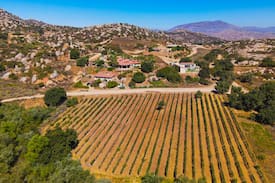 Tecate House | La Casita de la Torre Azul en Rancho Tecate