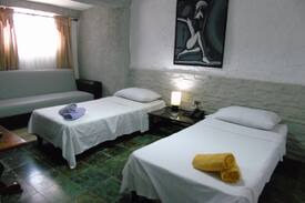Municipality of Playa House | Habitación 8 Hostal Tamayo Bed/Breakfast
