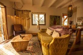 Topanga Apartment | THE HIDDEN LADY