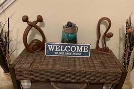 Willis House | My Happy Place Lakeside - Waterfront Retreat