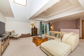Dunblane House | Millpond House luxury detached villa