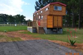 Smith County House | Tiny Home near Lake Tyler