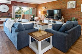 Mallacoota Apartment | HIGH TIDE Luxurious Apartment