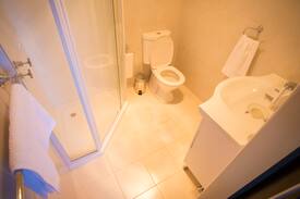 East Devonport Apartment | Captains Cabin- Next to the Spirit of Tasmania