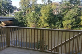 Albany Apartment | Sugar River Hideaway