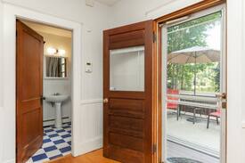 Newmarket House | In-town Newmarket NH home - walk to everything!