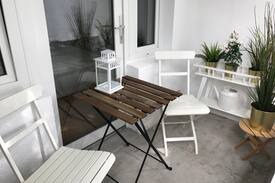 Beuel-Mitte Apartment | N1 - City-Lights Suits Traumhafte Lage/Balkon