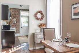 Clayton-Tamm Apartment | 1 Bedroom Dogtown Apartment Close to Zoo/WashU
