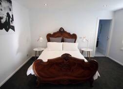 Cape Woolamai House | Mont Isle Cape Woolamai, Phillip Island Sleeps 18
