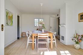 Snekkersten Villa | Cozy & charming thatched roof house w/ heated pool