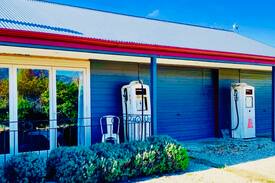 Wanaka House | The Garage Accommodation, Hawea