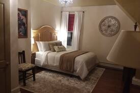 Beckley Apartment | Ambrosia Inn Oasis