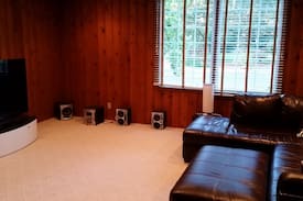 Vancouver House | Large Home, Large Group to 12 + people