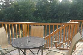 Albany Apartment | Sugar River Hideaway
