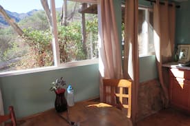 Topanga Apartment | Hacienda Hideaway-Topanga Cyn View