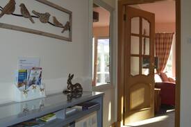 Dundee House | Lavender Cottage, private entrance, self-check in